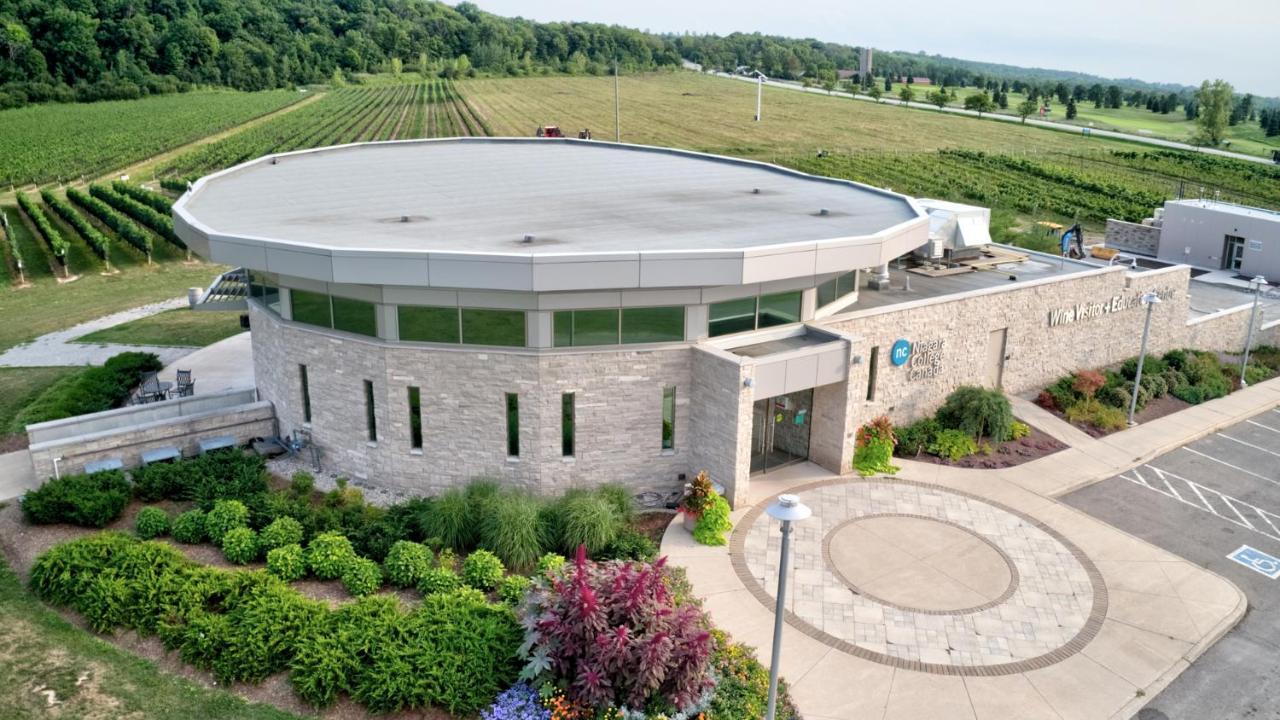 Residence & Conference Centre - Niagara-On-The-Lake Saint Catharines Exterior photo